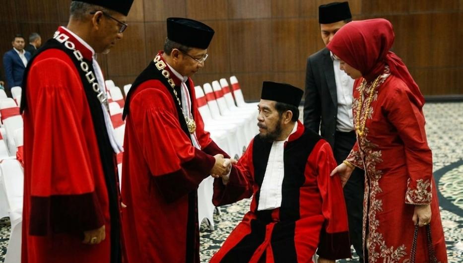 Pingsan Usai Prosesi Kirab Purnatugas di MK, Anwar Usman: Kelelahan, Tadi Kurang Tidur